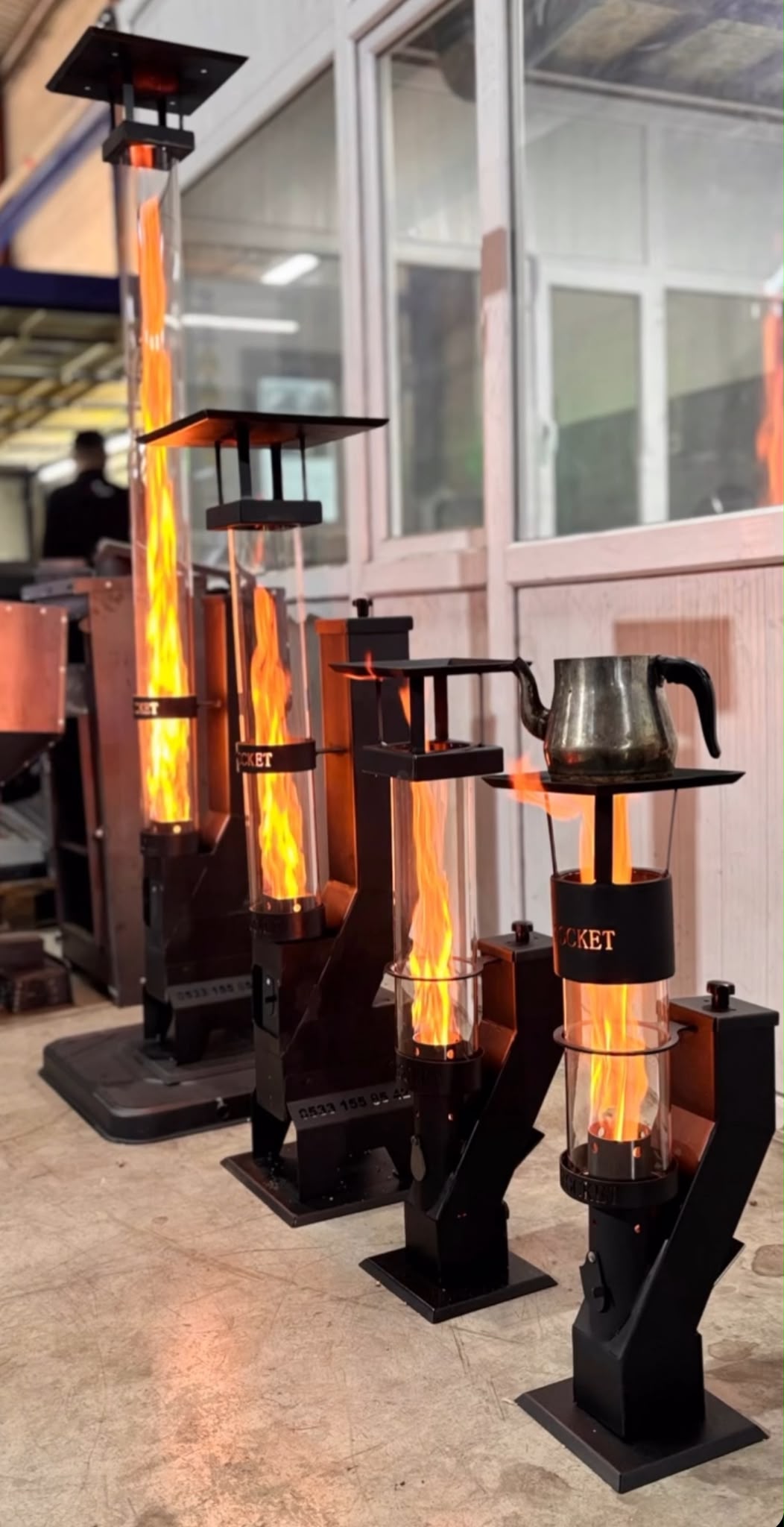 Roket Camlı Pelet Sobası